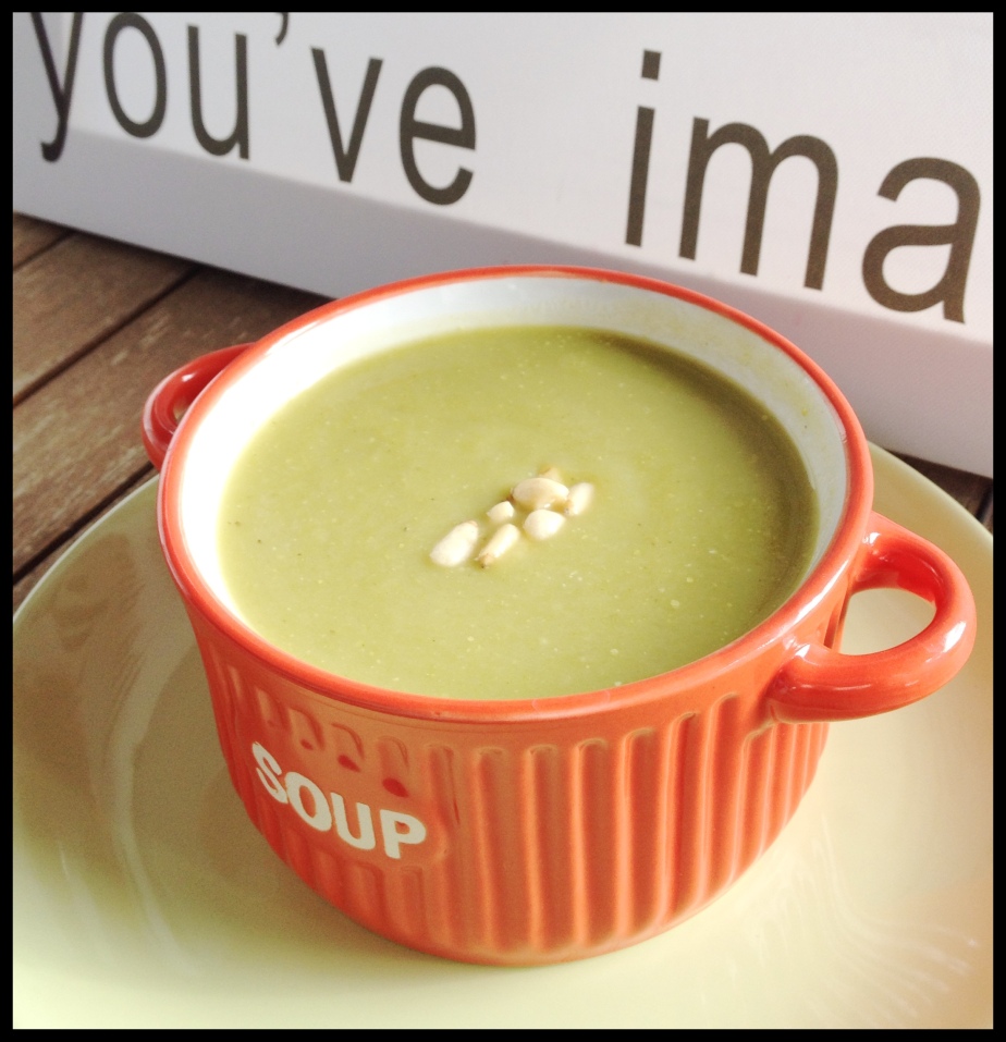 Healthy Green Veggies Cream Soup!