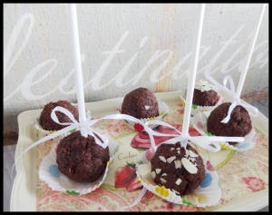 Healthy Chocolate Cake Pops 1